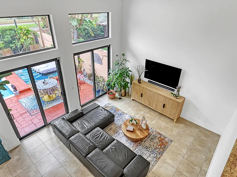 6532 Via Rosa — Photo 22