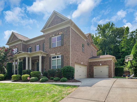 3rd image of 16056 Reynolds Dr