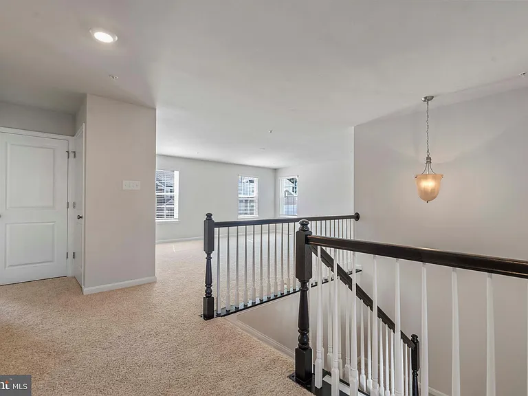 5713 Haller Pl — Photo 17