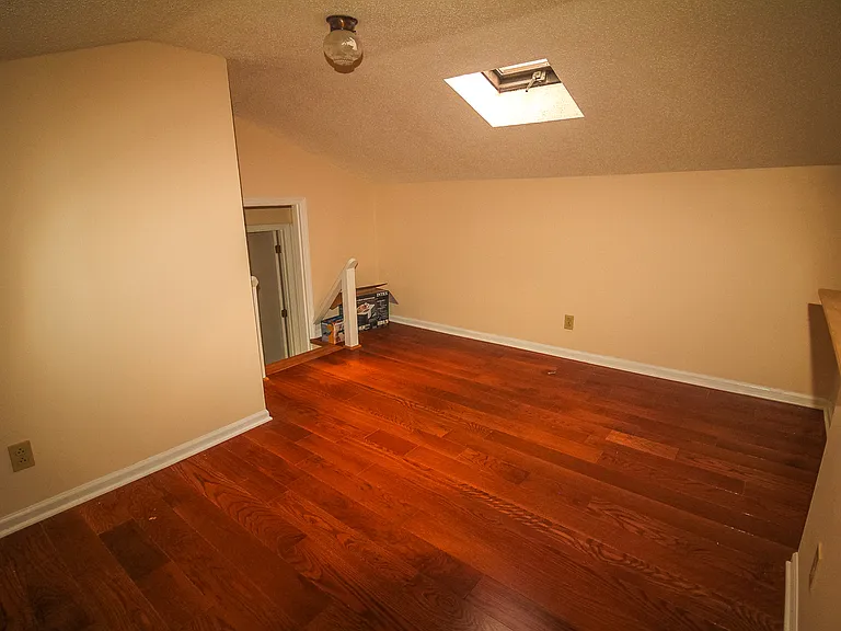 144B Heathstone Ct — Photo 9