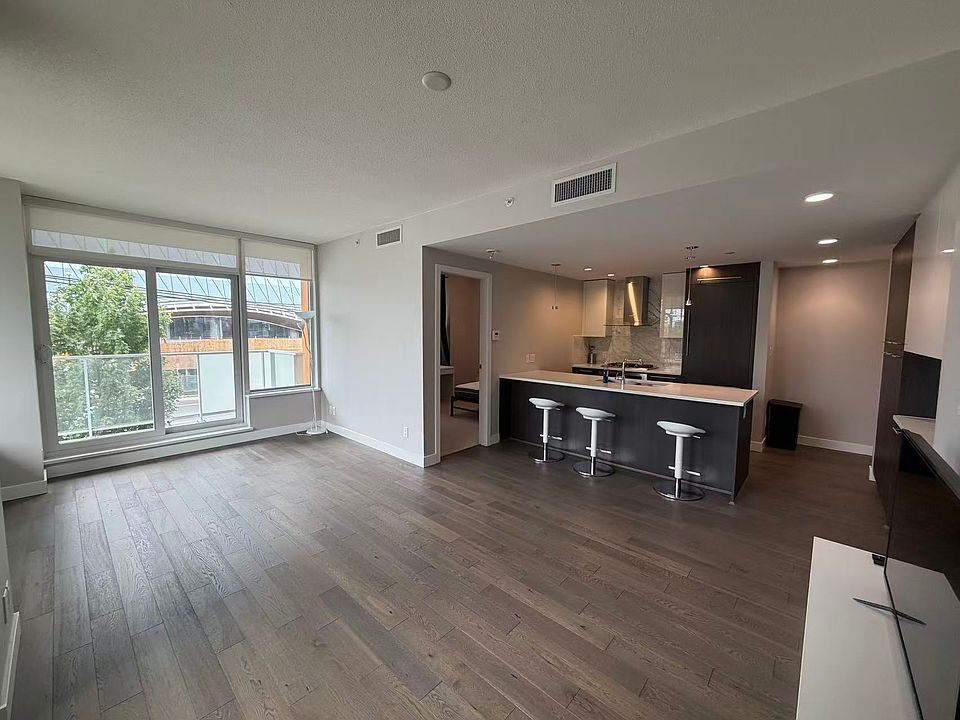 1st image of 655 W 41st Ave #211