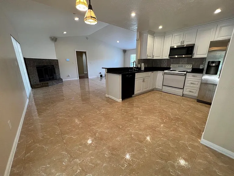 8008 Eden Park Rd — Photo 3