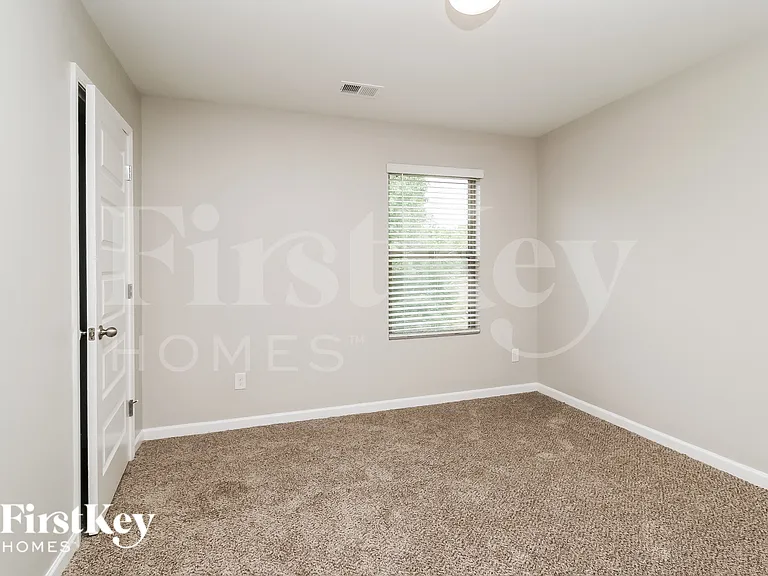 2057 Massey Ln — Photo 10