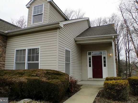 3rd image of 539 Penny Ln #C71