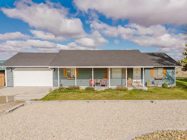 437 Lyndhurst Dr, Spring Creek, NV 89815