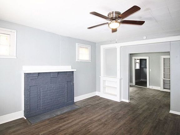 2nd image of 2409 E 13th St APT A