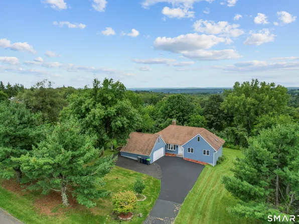 4 Bayview Circle, Watertown, CT 06795