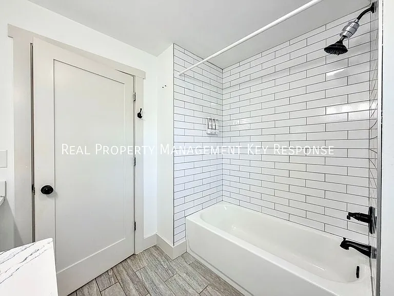1353 Cardinal Ave — Photo 11