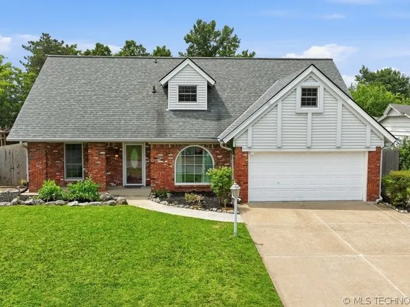 10836 E 24th St, Tulsa, OK 74129