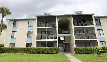 Home For Sale In Palm Club Village