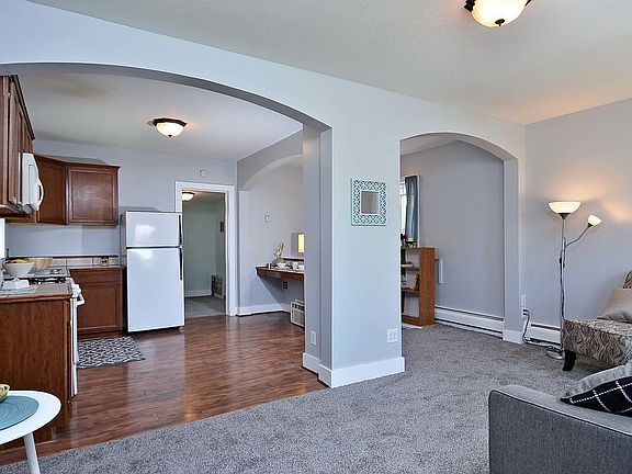 5th image of 795 Lawson Ave E