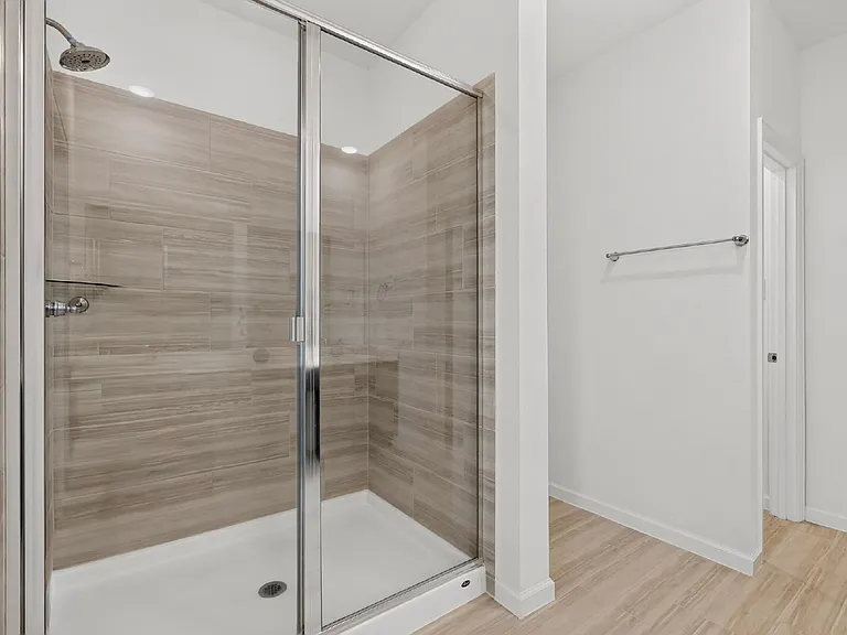 114 Drovers Dr — Photo 20