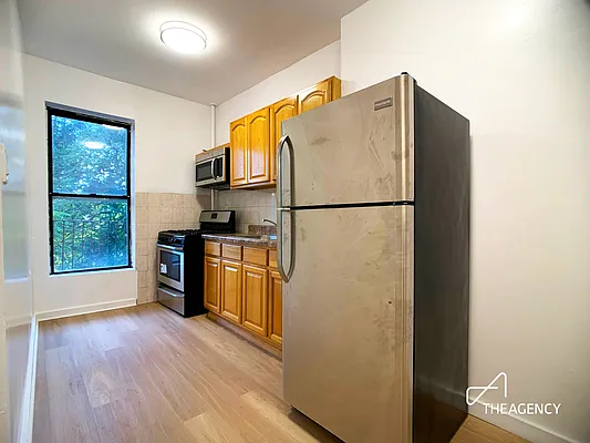 Rented by The Agency | media 3