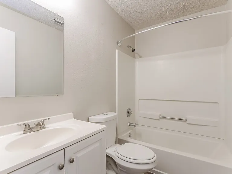 6102 Candletree — Photo 15