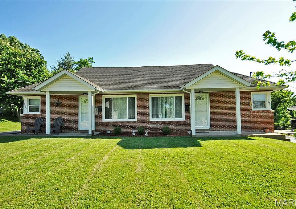 1st image of 3972 Hoffmeister Ave