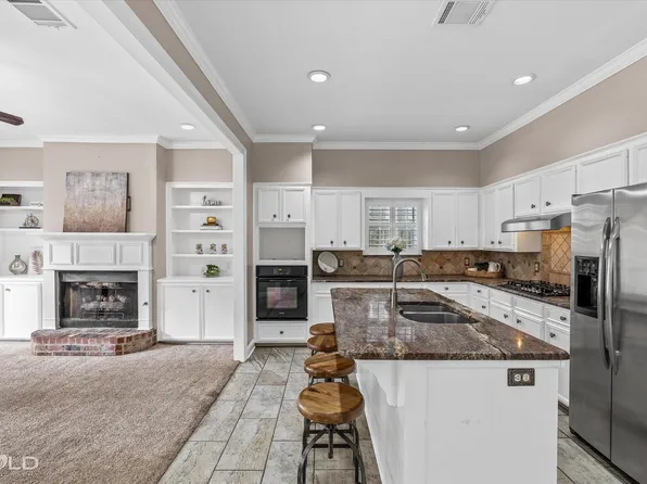 3120 Thornhill Ave, Shreveport, LA 71104