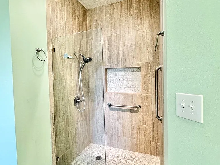 3537 Grandview Dr — Photo 20