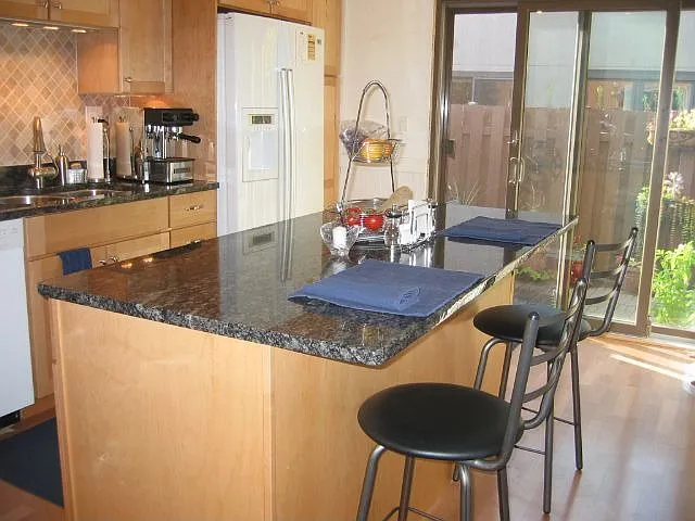 209 Stafford Dr photo 1