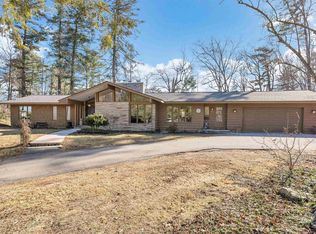 11 Wilson Ave, Derry, NH 03038