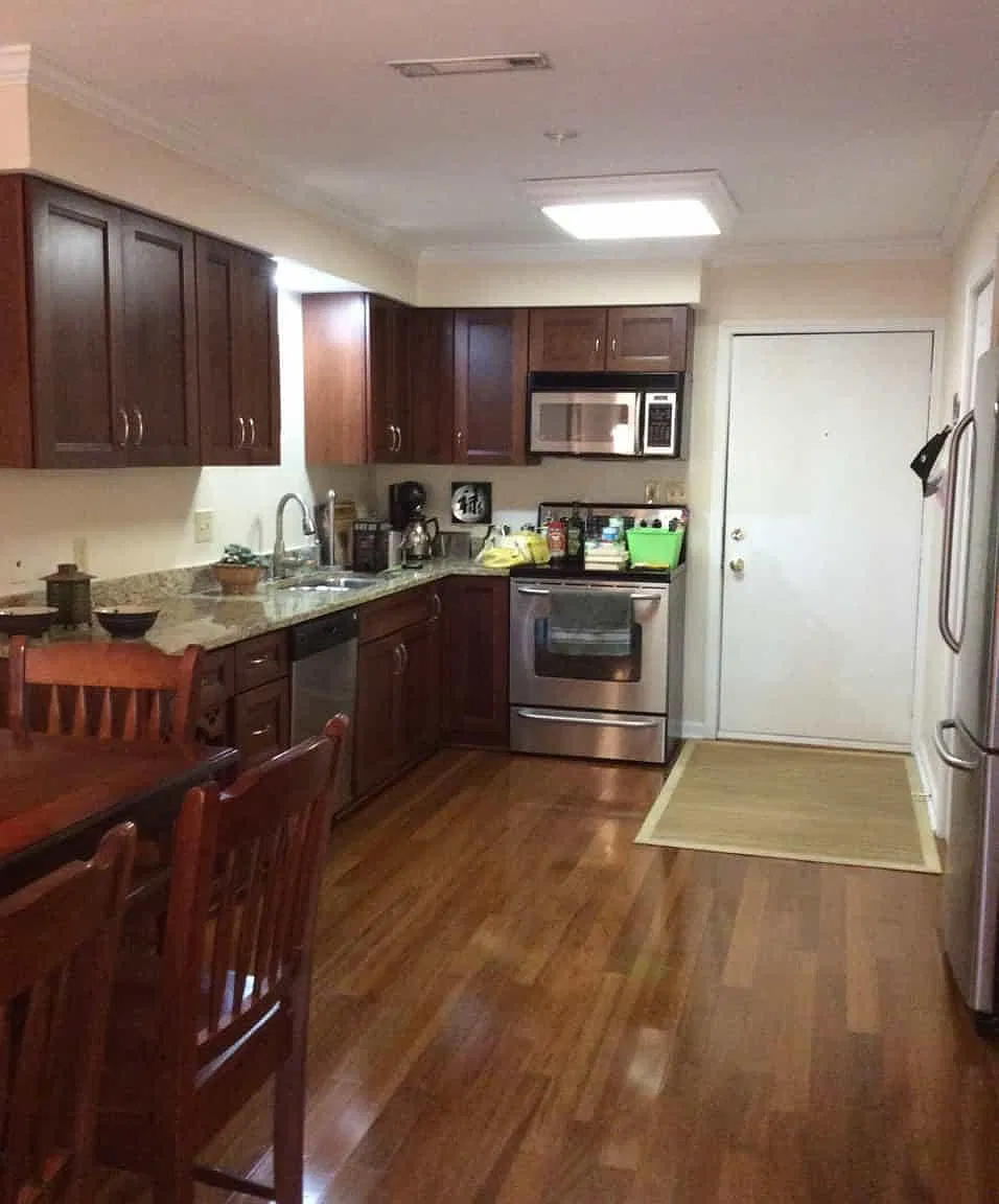 2 bed, 840 sqft, $2,300 — Photo 1