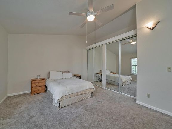 5th image of 1513 Jeffrey Ln