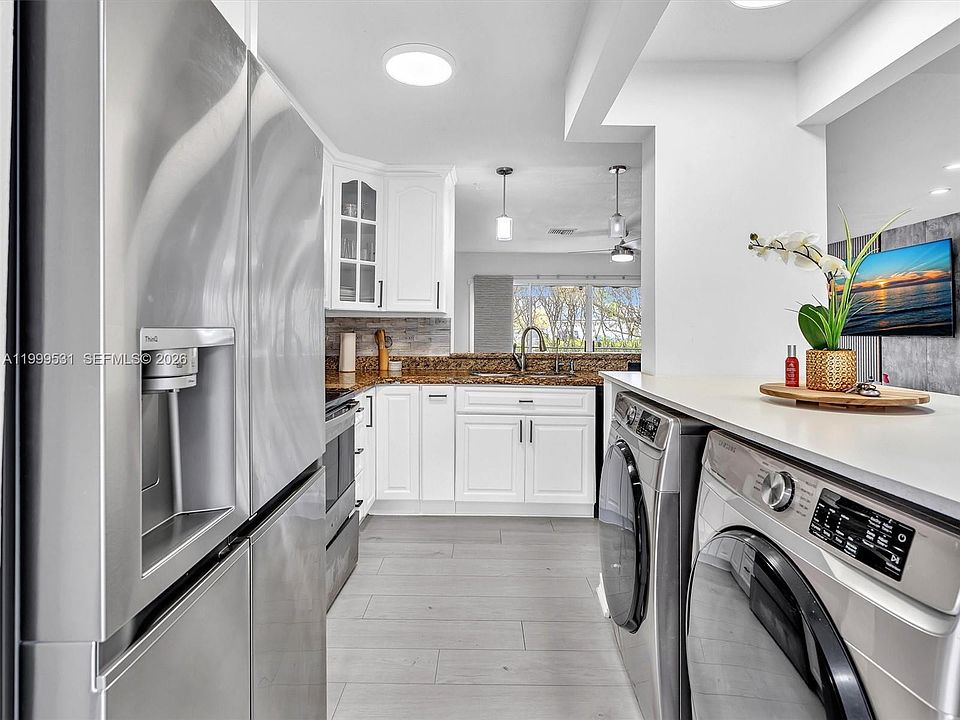 3804 NW 121st Ave, Sunrise, FL 33323 | MLS #A11999531 | Zillow