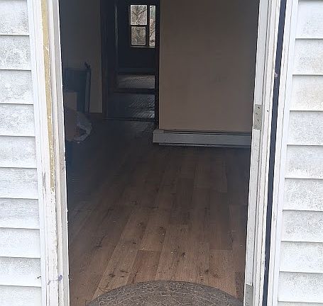2nd image of 11867 Sticklertown Rd