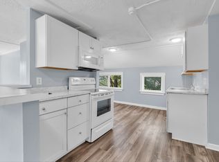 125 Park Ave #2, Woonsocket, RI 02895