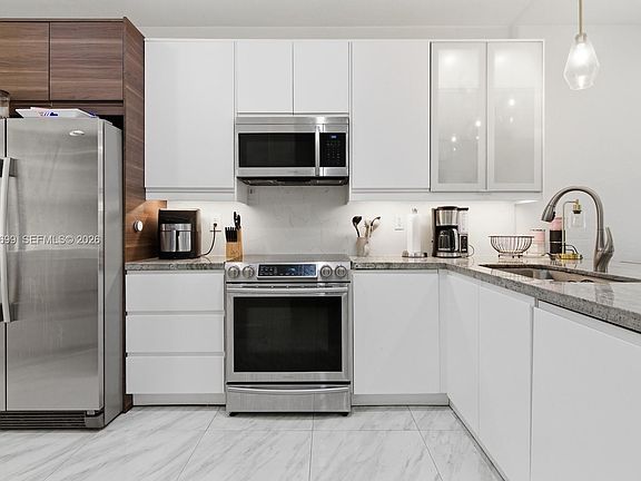 5th image of 15282 SW 89th Ter #15282