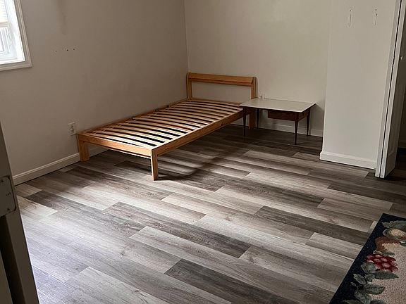 3rd image of 10602 Vennard Pl #1