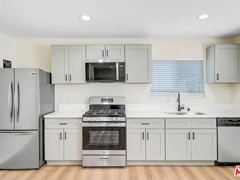 845 N Hagar St — Photo 3