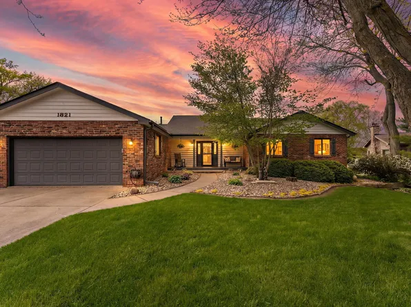1821 Forest Ln, Crown Point, IN 46307
