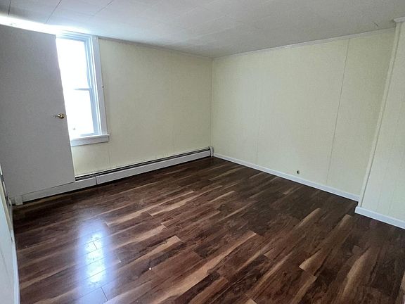 2nd image of 211 N 3rd St