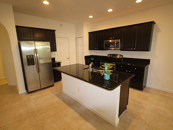 5th image of 10294 Wellington Parc Dr