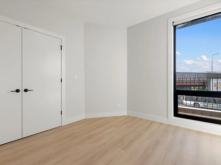 KDG Irving Park LLC — Photo 16
