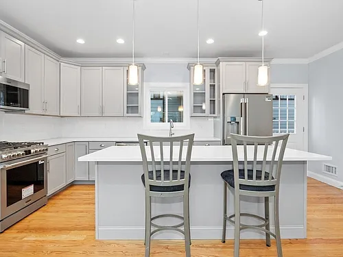 24 Tolman St #2 Photo 1