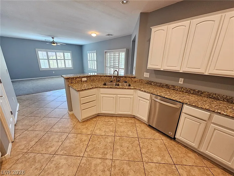 2259 Sandstone Cliffs Dr — Photo 27