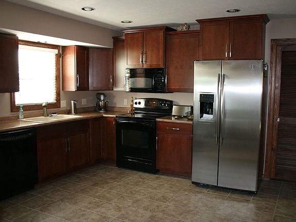 2nd image of 7112 S 53rd St