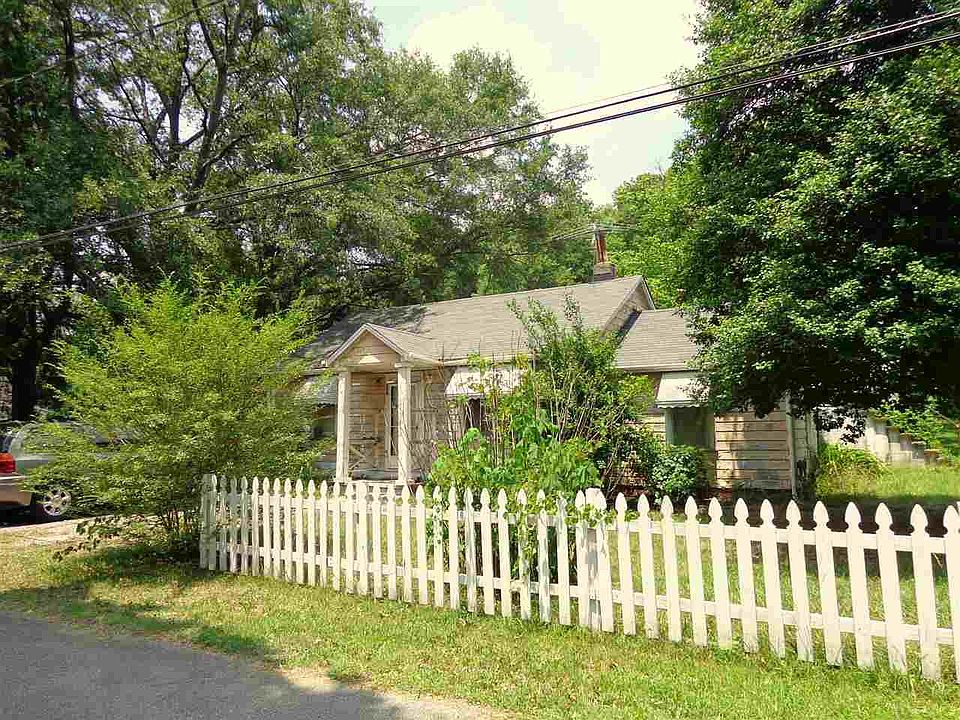 1st image of 114 Pearson St