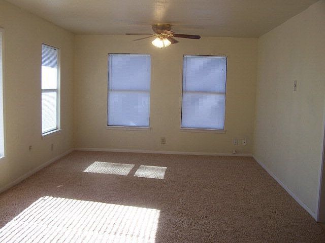 2nd image of 108 Pearl St