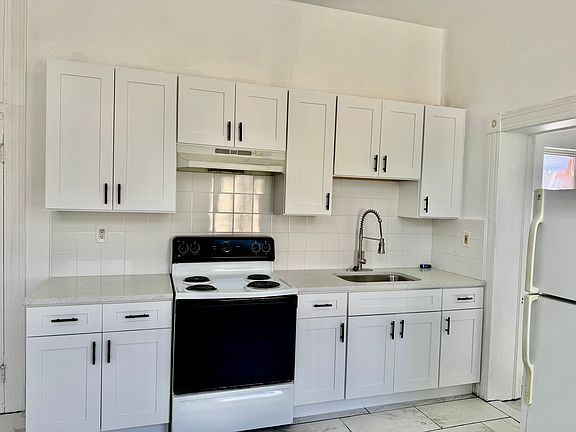 2nd image of 1232 N Calvert St APT 7