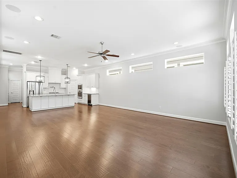 4208 Koehler St #B — Photo 5