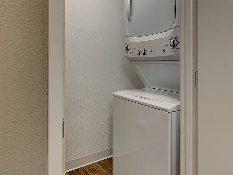 The Stinson Apartment Homes — Photo 31