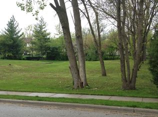 322 S Elm St, Itasca, IL 60143