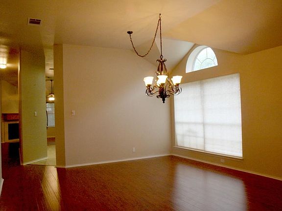 3rd image of 17100 Hickok Dr