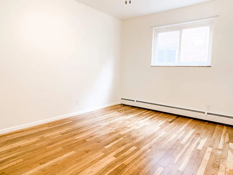 Small Bedroom #1