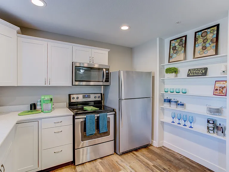 1283 Yuma St #101 — Photo 10