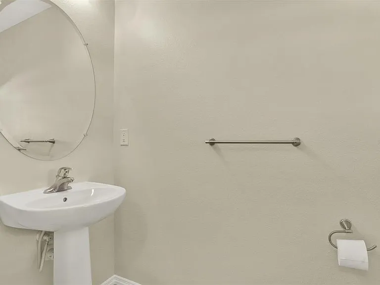 2630 Edgewater Falls Dr #0 — Photo 10