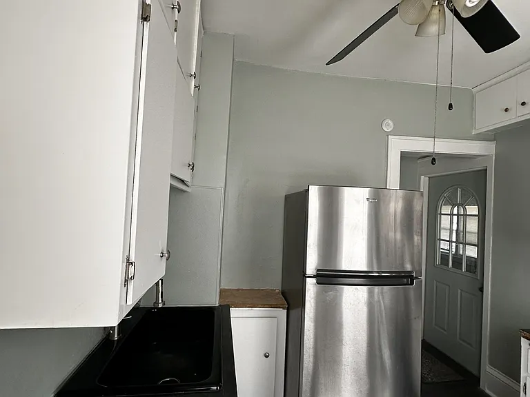 4145 Columbus Ave — Photo 10
