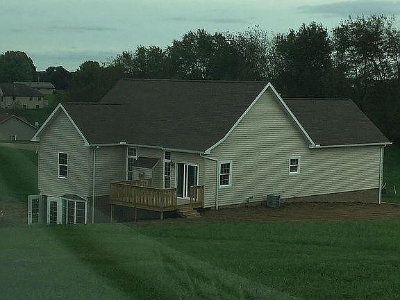 Deck off main floor kitchen 
